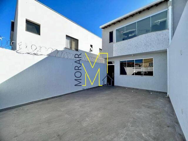 Casa para Venda em Belo Horizonte - 2