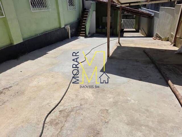 Casa para Venda em Belo Horizonte - 2