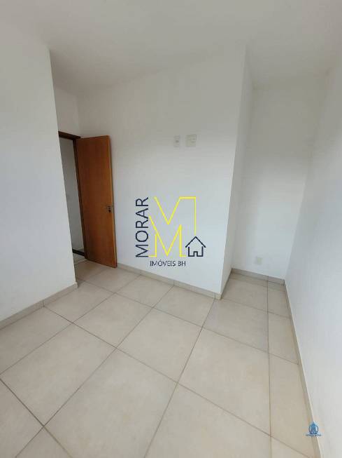 Casa à venda com 2 quartos, 55m² - Foto 5