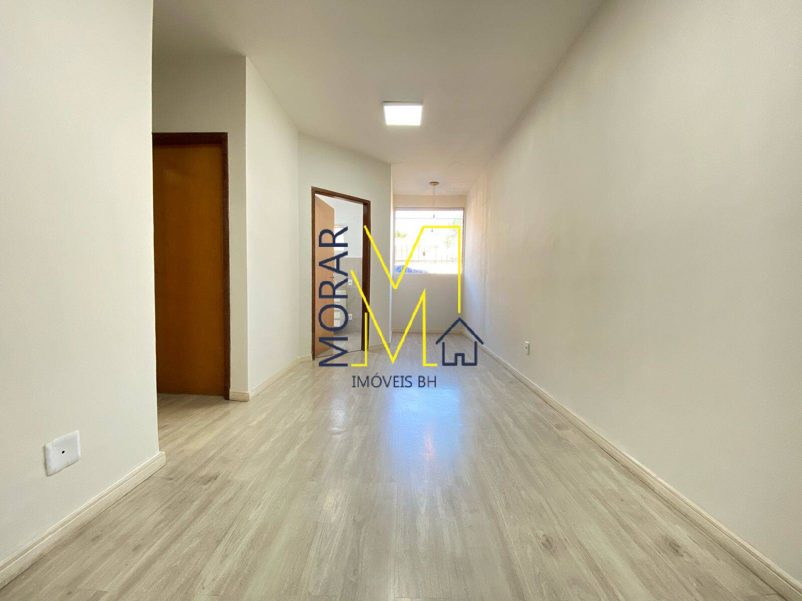 Apartamento à venda com 2 quartos, 76m² - Foto 4