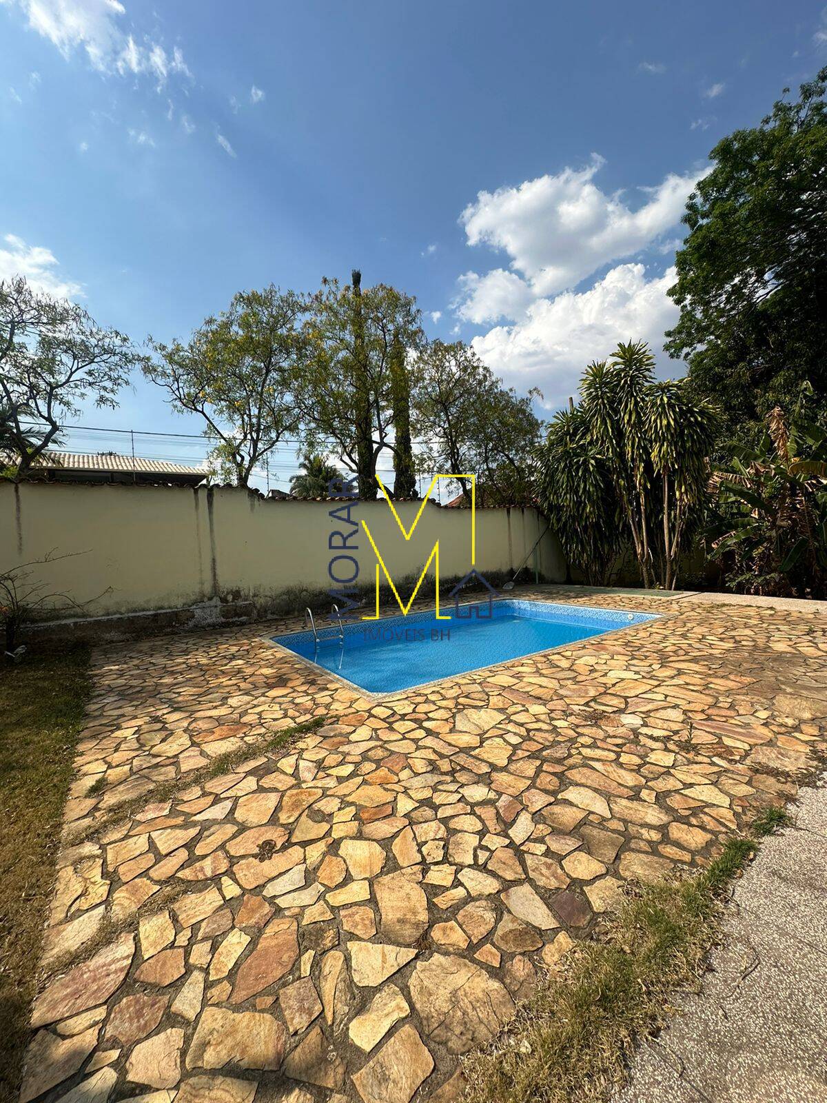 Casa, 5 quartos, 457 m² - Foto 1