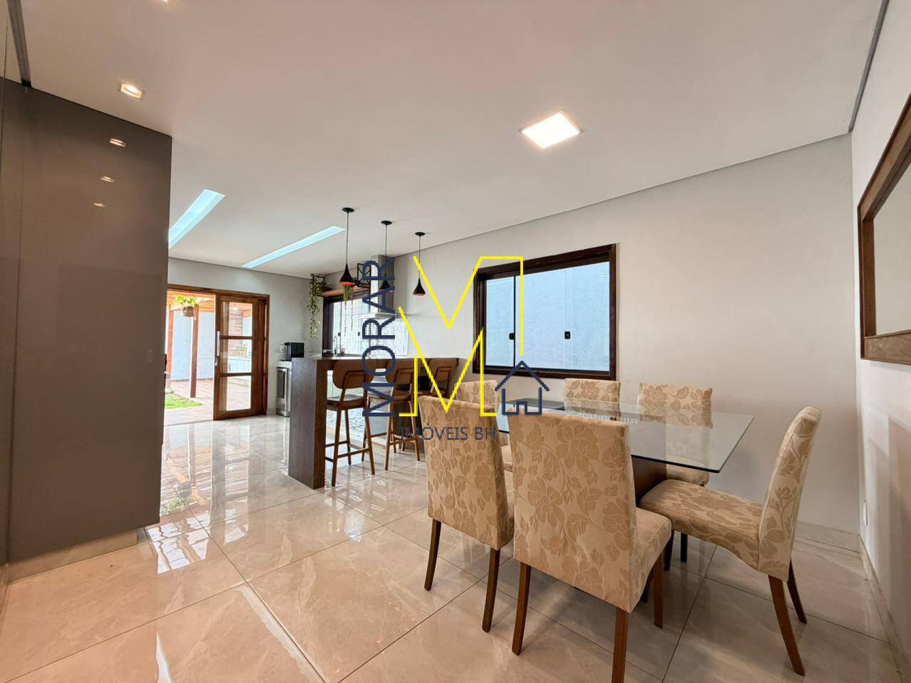 Casa, 4 quartos, 260 m² - Foto 19