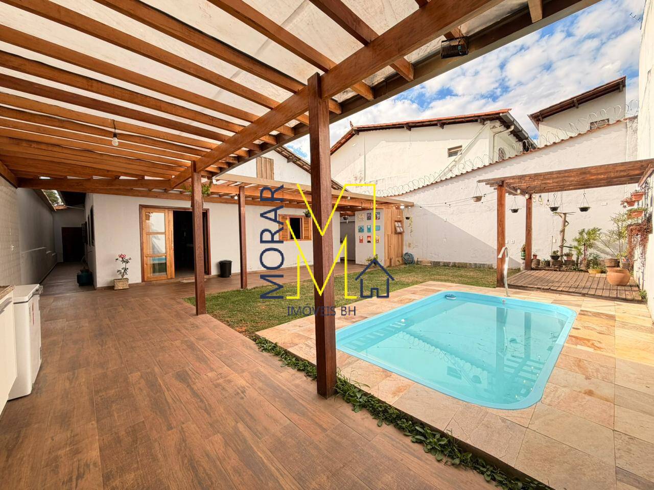 Casa, 4 quartos, 260 m² - Foto 9