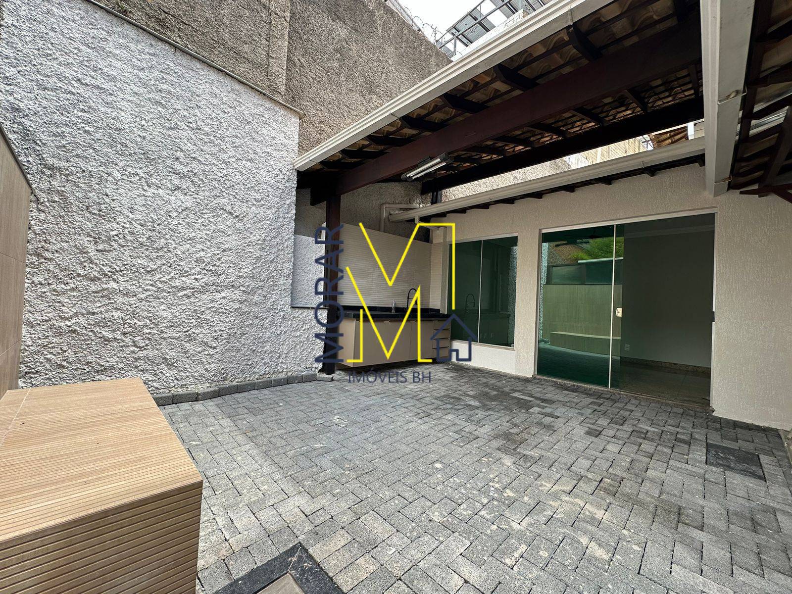 Casa, 3 quartos, 130 m² - Foto 1