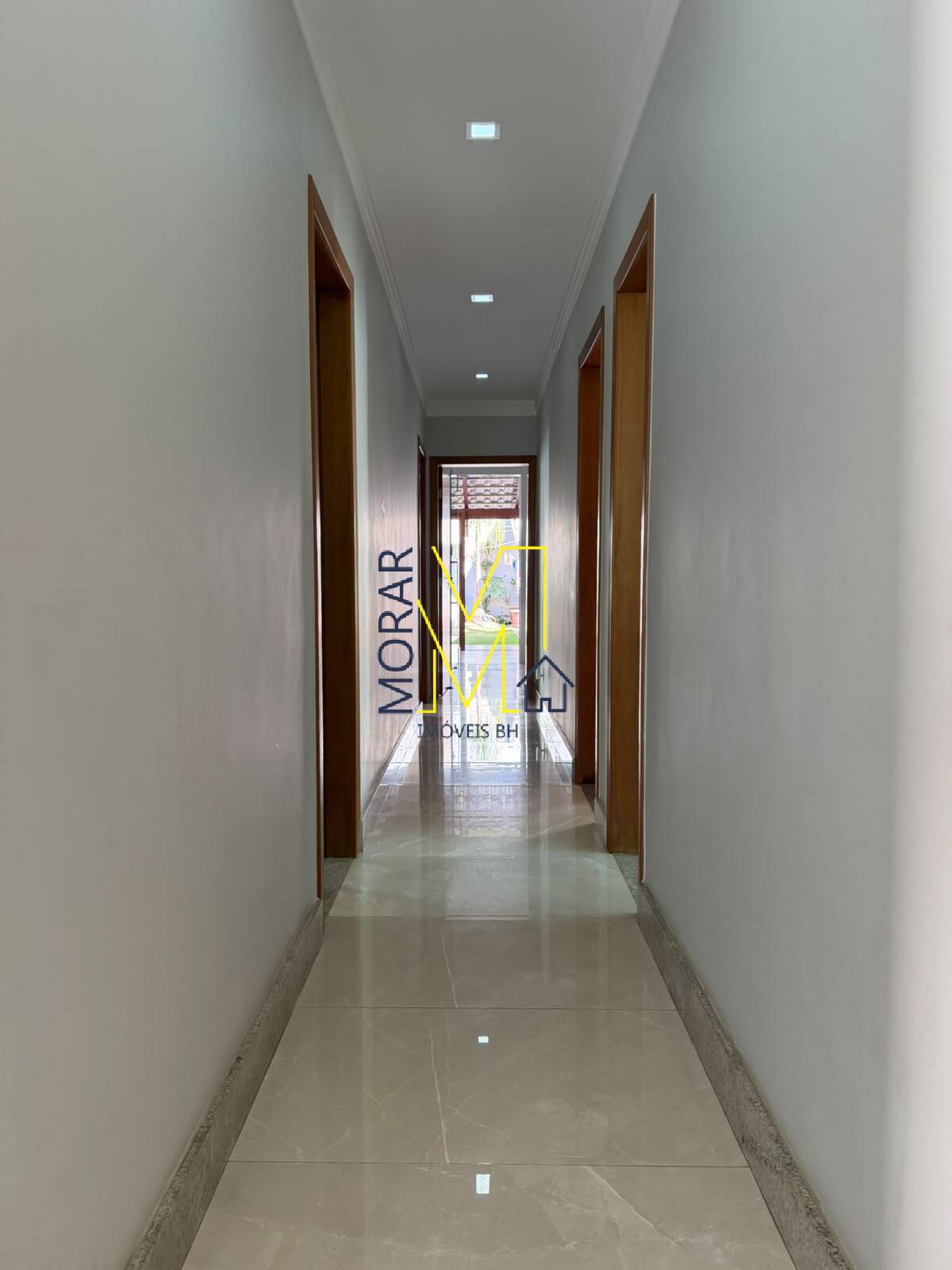 Casa, 4 quartos, 250 m² - Foto 13