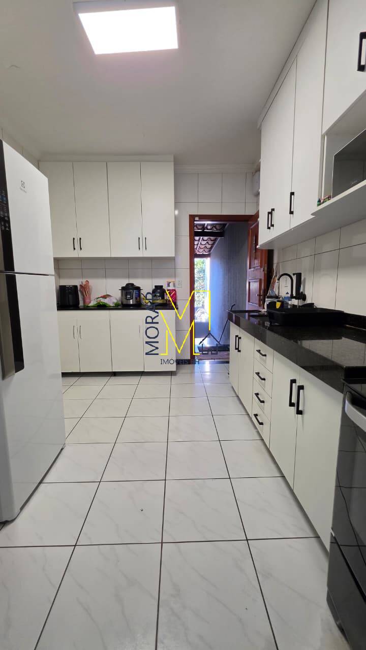 Casa, 3 quartos, 180 m² - Foto 21