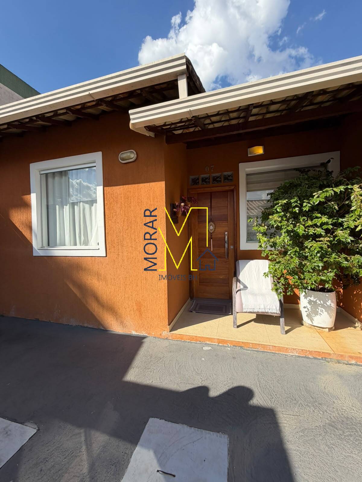 Casa, 2 quartos, 72 m² - Foto 1